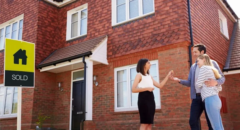 What Are the Most Common Questions Estate Agents Receive?
