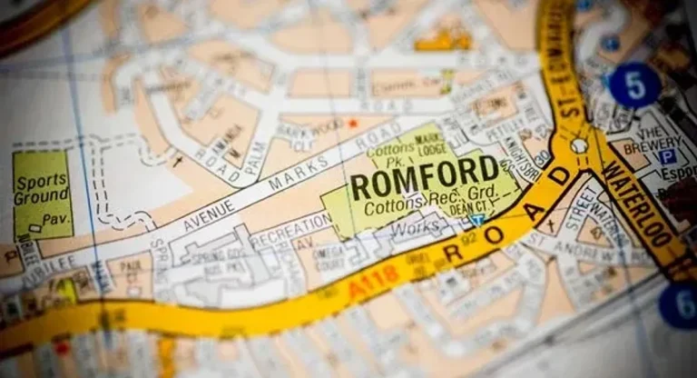 Where are the most prestigious Romford streets?